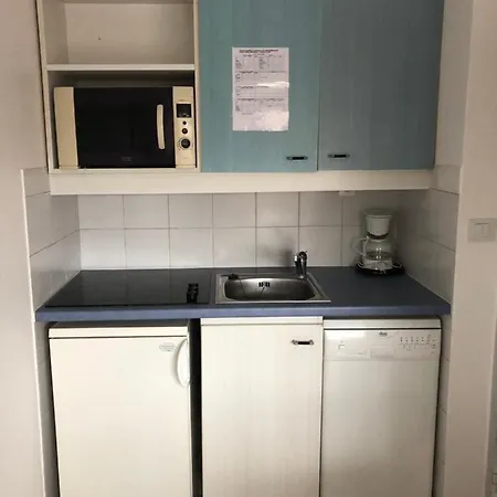 アパート Appartement Pour 4 Personnes A Gassin 26 *