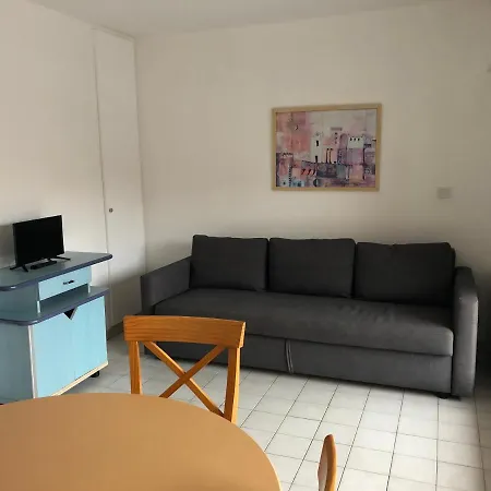 アパート Appartement Pour 4 Personnes A Gassin 26 ガッサン
